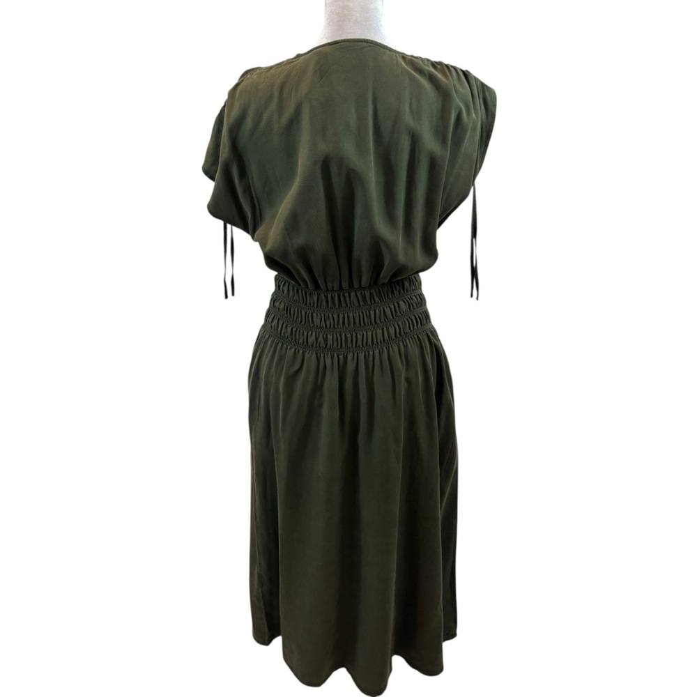Brand new with Tags Ladies Levi’s Betty Midi Green Green Size Small - Picture 12 of 16